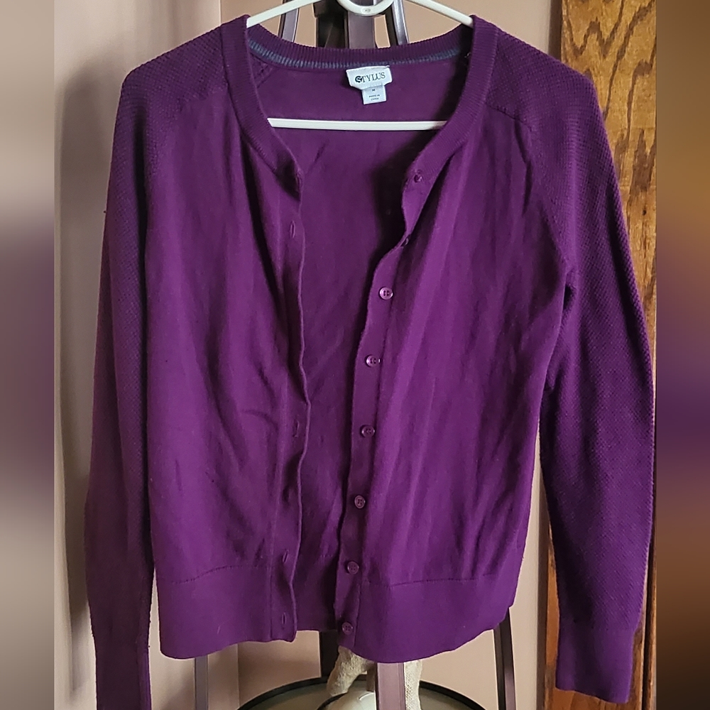 Stylus cardigan size Medium